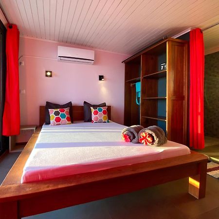 Hotel Villa Les Orchidees Ambatoloaka  Buitenkant foto