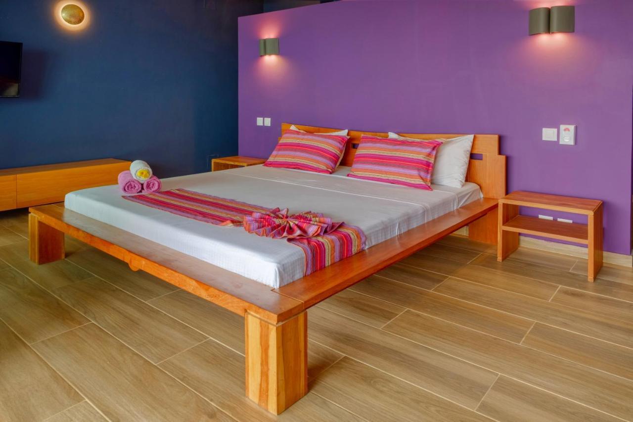Hotel Villa Les Orchidees Ambatoloaka  Buitenkant foto