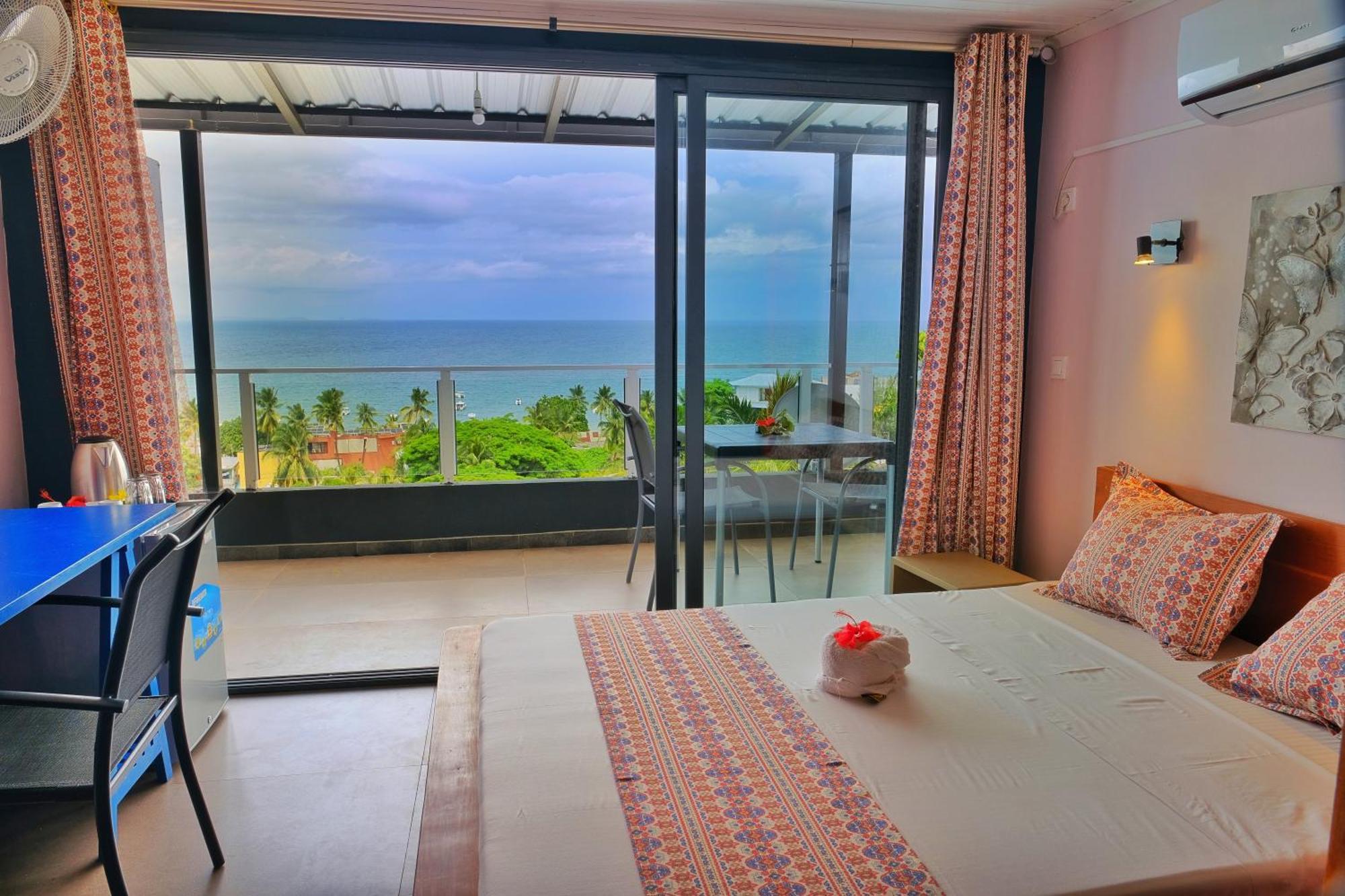 Hotel Villa Les Orchidees Ambatoloaka  Buitenkant foto